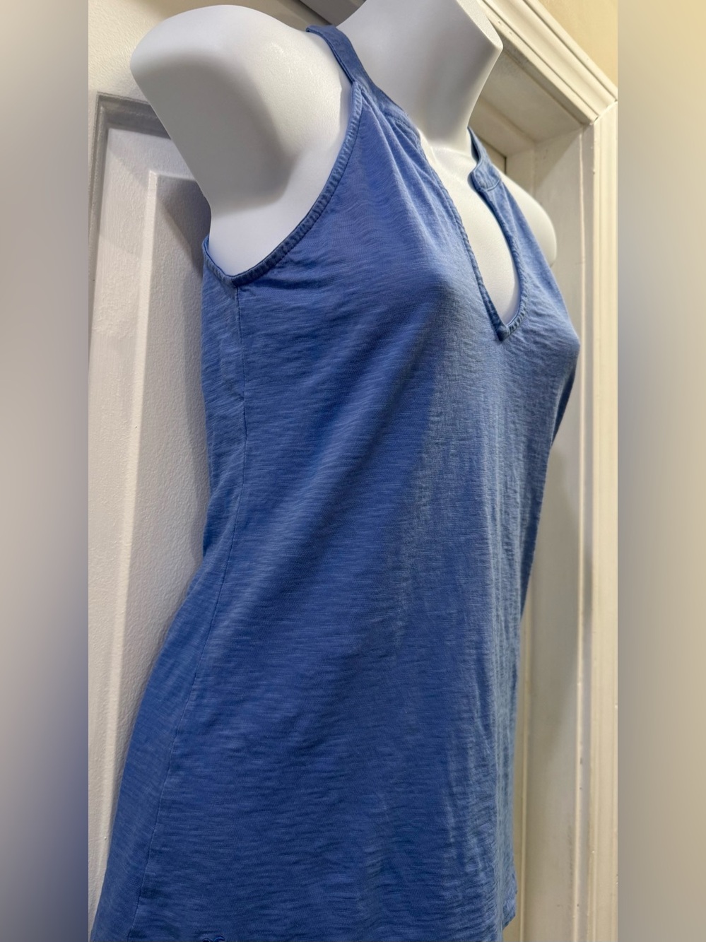 Lilly Pulitzer Blue Arya V-Neck Tank Top Size XS Pima Cotton - Picture 3 of 13